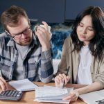 un conjoint paye le crédit seul